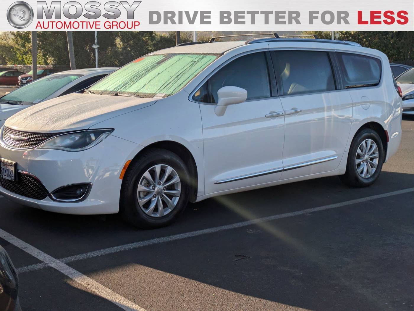 2018 Chrysler Pacifica Touring L — Minivan — 76,225 mi — Oceanside, CA