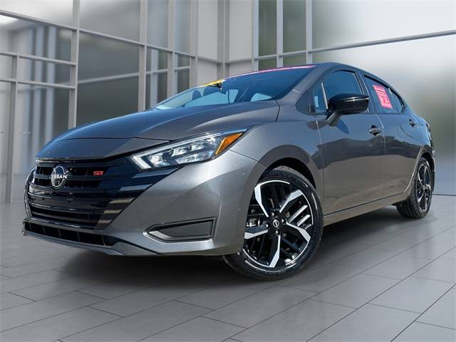 2023 Nissan Versa SR — Sedan — 34,857 mi — Highland, MI
