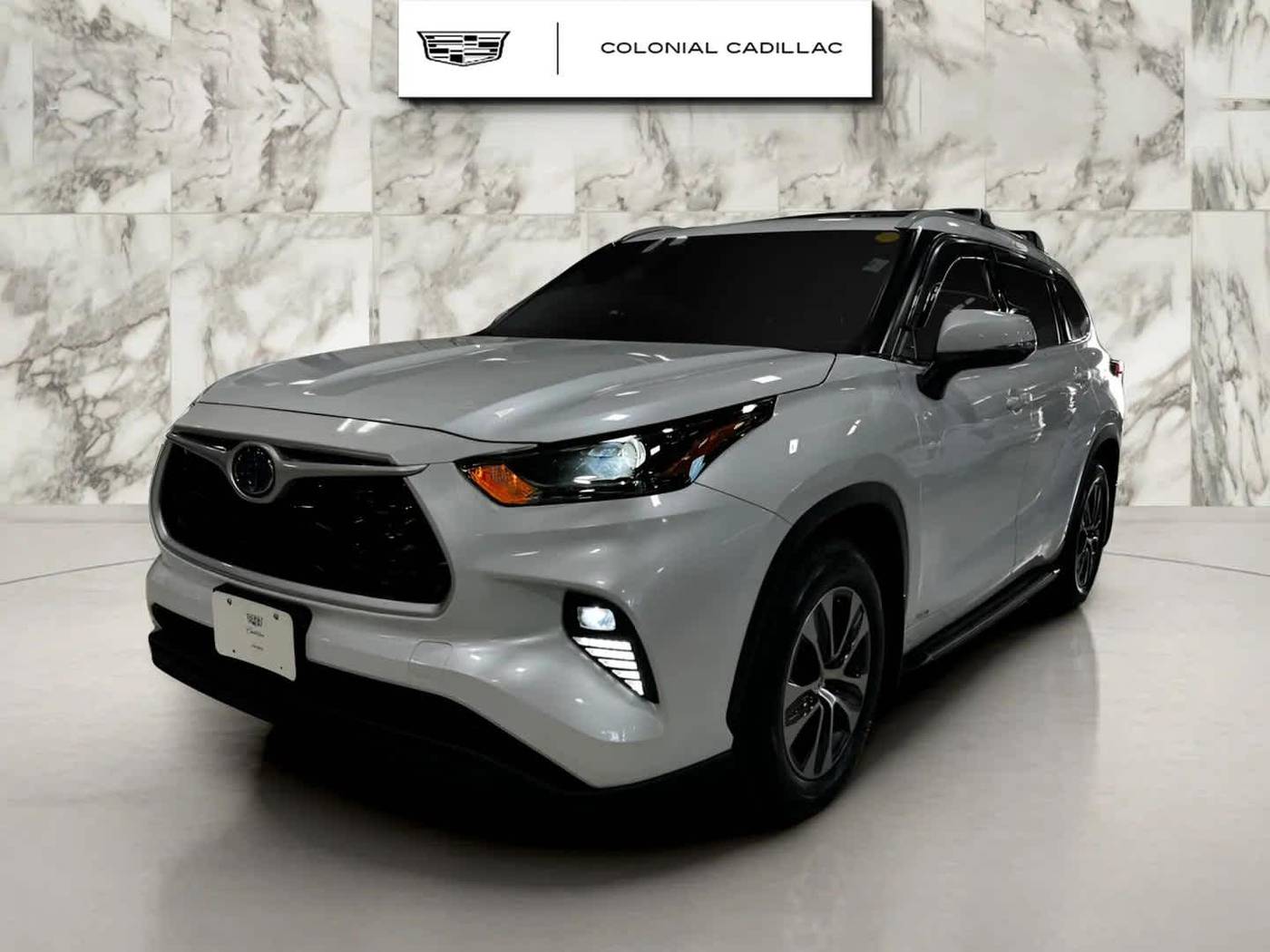 2022 Toyota Highlander Hybrid XLE — SUV — 90,203 mi — Woburn, MA