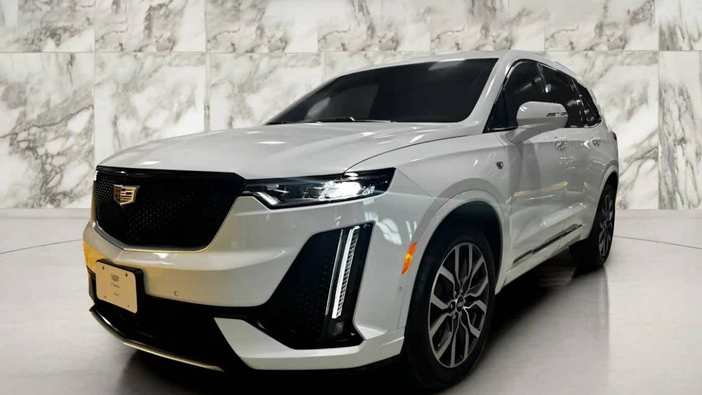 2024 Cadillac XT6 Sport — SUV — 7,889 mi — Woburn, MA