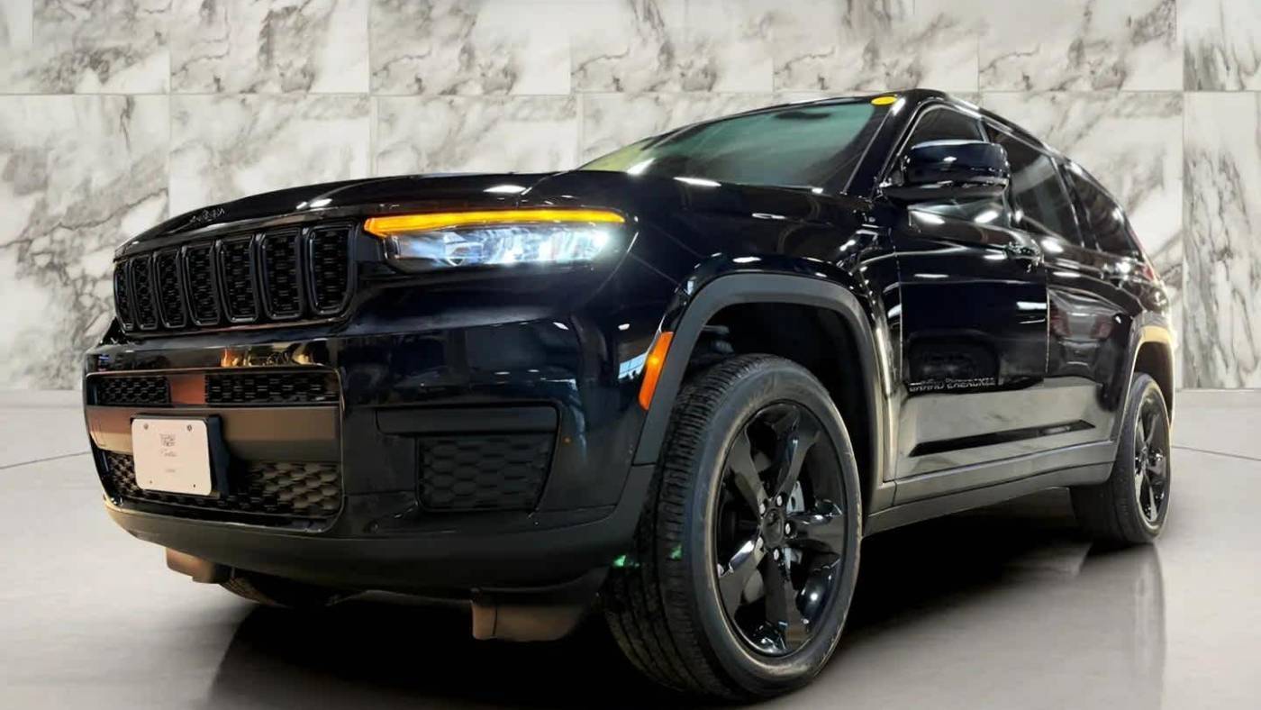 2023 Jeep Grand Cherokee Altitude — SUV — 13,569 mi — Woburn, MA