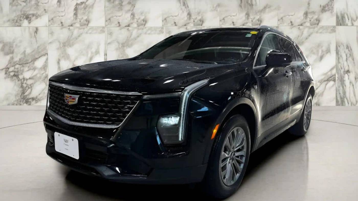 2024 Cadillac XT4 Premium Luxury — SUV — 5,195 mi — Woburn, MA