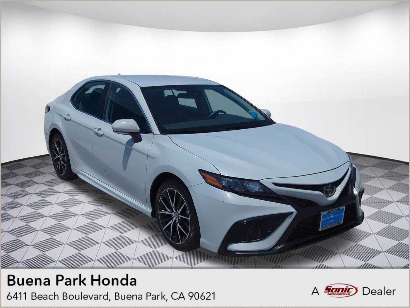 2023 Toyota Camry SE — Sedan — 52,828 mi — Buena Park, CA