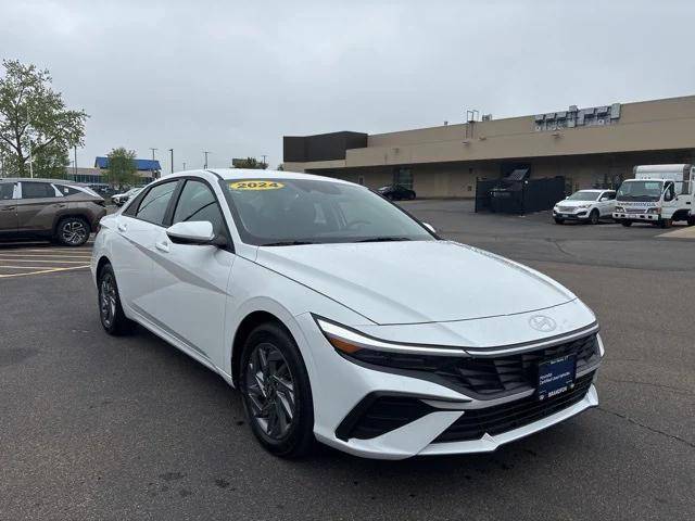 2024 Hyundai Elantra SEL — Sedan — 3,025 mi — New Haven, CT