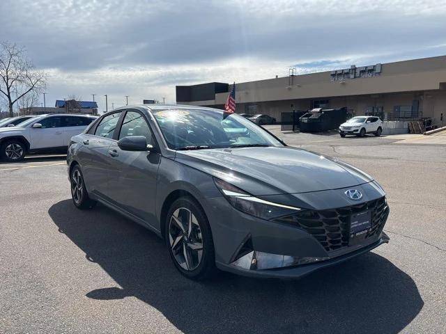 2022 Hyundai Elantra Hybrid Limited — Sedan — 32,413 mi — New Haven, CT