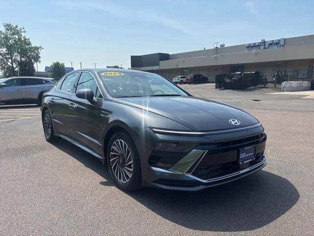 2024 Hyundai Sonata Hybrid SEL — Sedan — 3,047 mi — New Haven, CT