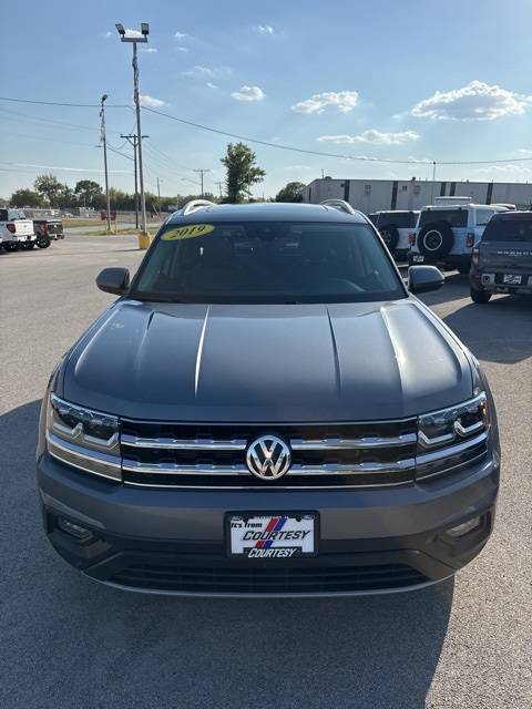 2019 Volkswagen Atlas SE with Technology — SUV — 50,533 mi — Davenport, IA