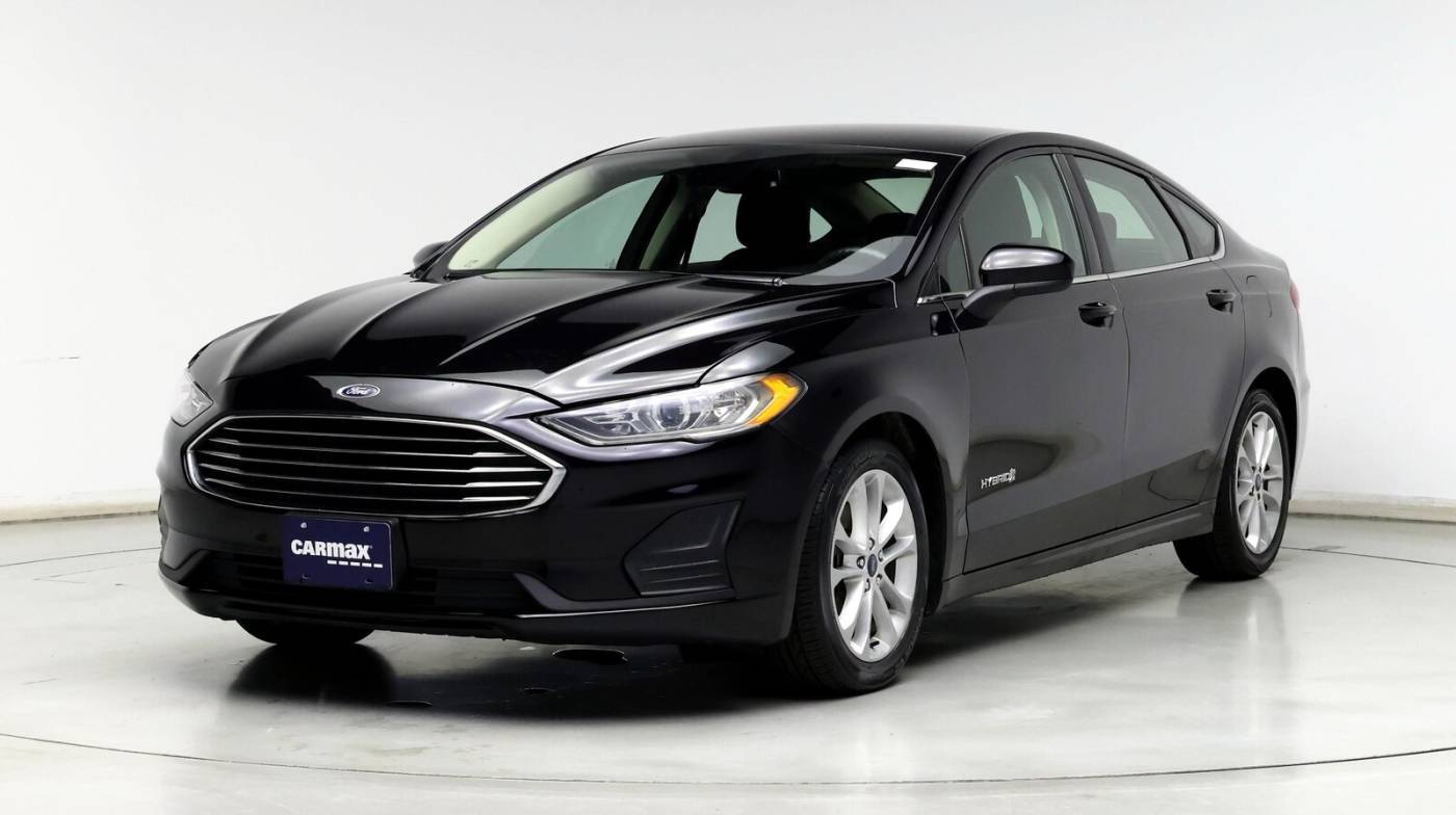 2019 Ford Fusion Hybrid SE — Sedan — 102,353 mi — Kentwood, MI
