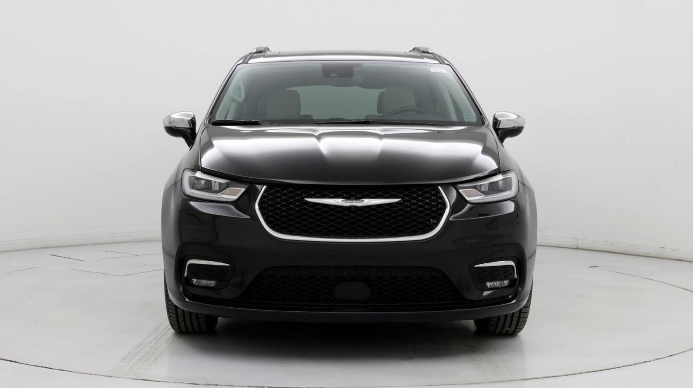 2021 Chrysler Pacifica Limited — Minivan — 36,474 mi — Kentwood, MI