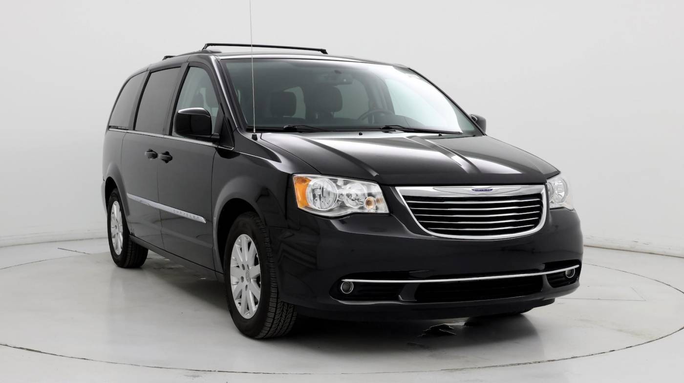 2016 Chrysler Town & Country Touring — Minivan — 49,753 mi — Kentwood, MI