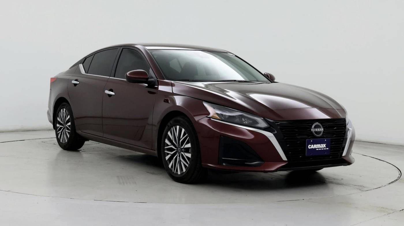 2024 Nissan Altima SV — Sedan — 3,530 mi — Kentwood, MI
