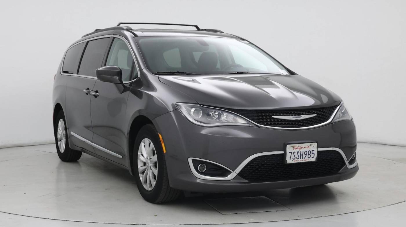 2017 Chrysler Pacifica Touring L — Minivan — 69,984 mi — Fremont, CA
