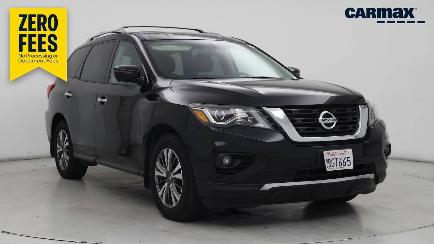 2017 Nissan Pathfinder SL
