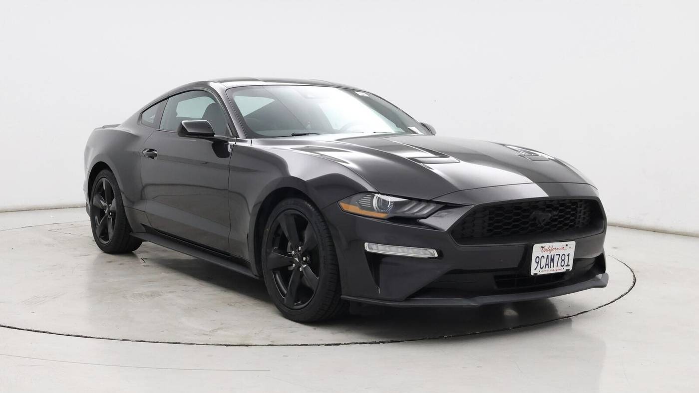 2022 Ford Mustang EcoBoost