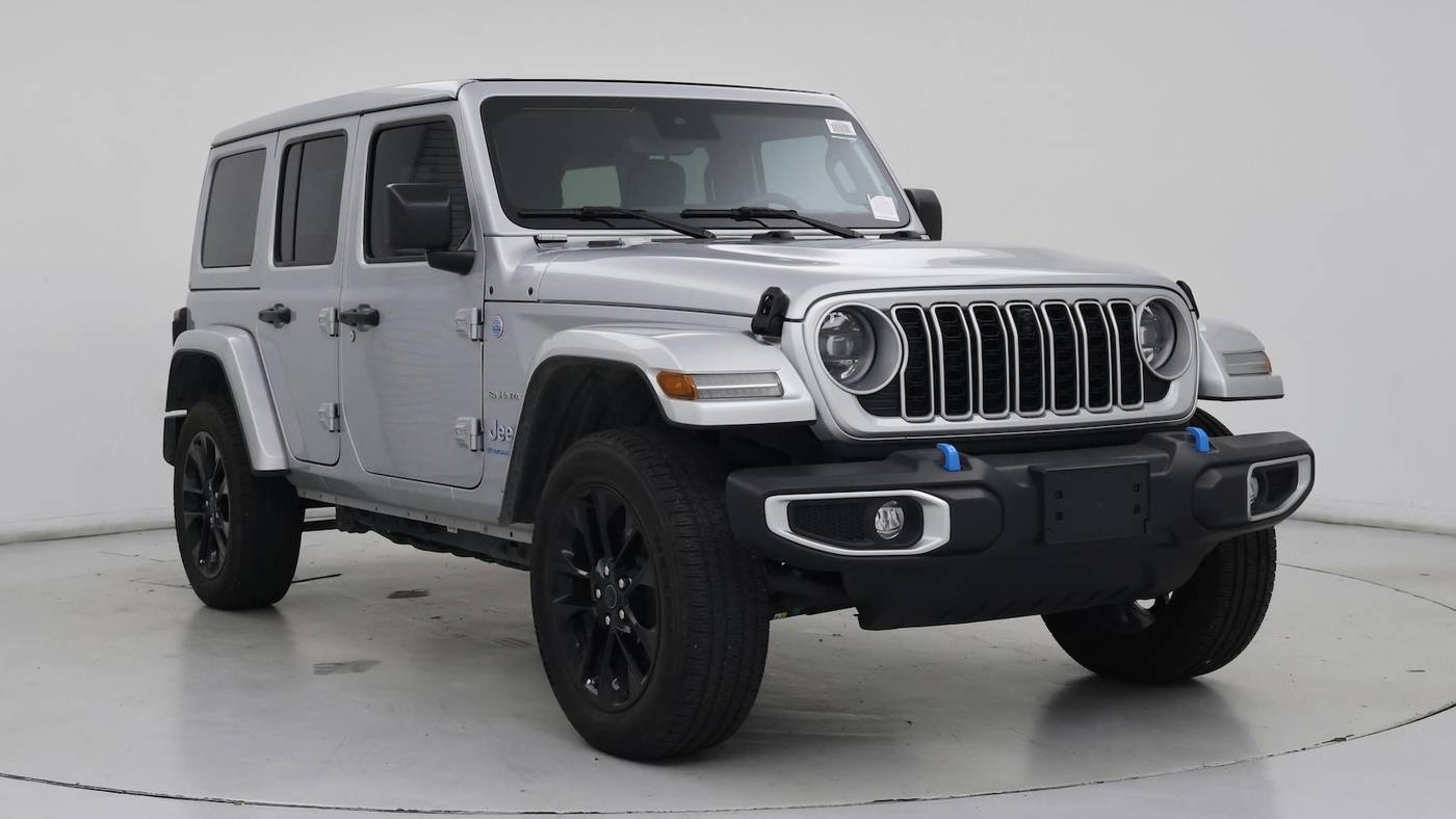 2024 Jeep Wrangler Sahara