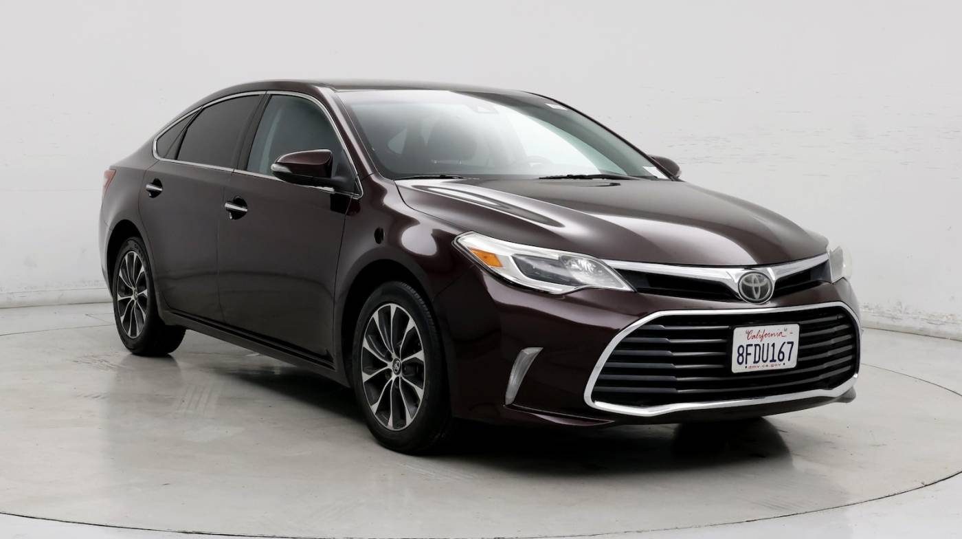 2017 Toyota Avalon XLE — Sedan — 104,305 mi — Santa Rosa, CA