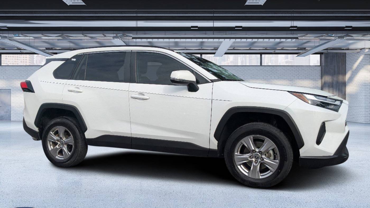 2022 Toyota RAV4 XLE — SUV — 40,299 mi — Brunswick, GA