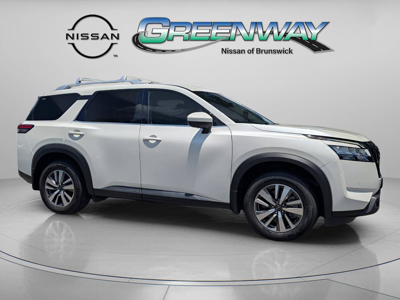 2023 Nissan Pathfinder SL — SUV — 14,474 mi — Brunswick, GA