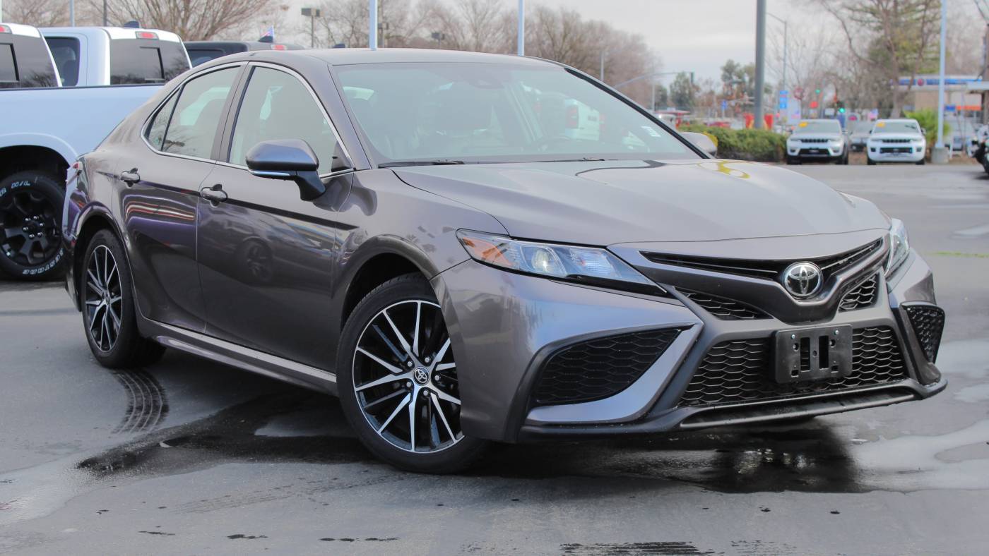 2023 Toyota Camry SE — Sedan — 43,791 mi — Davis, CA