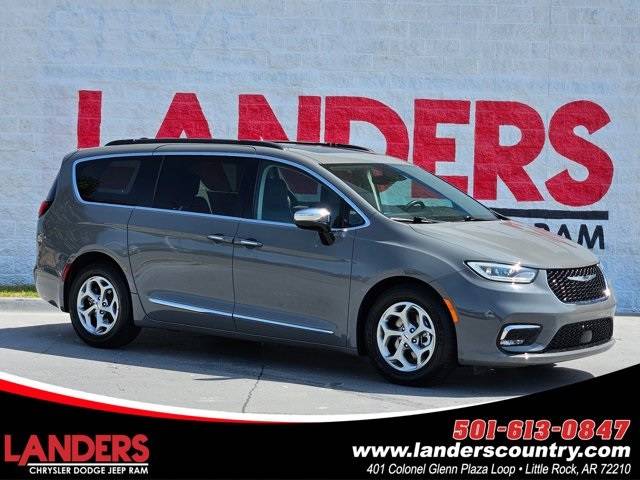 2023 Chrysler Pacifica Limited — Minivan — 65,832 mi — Little Rock, AR