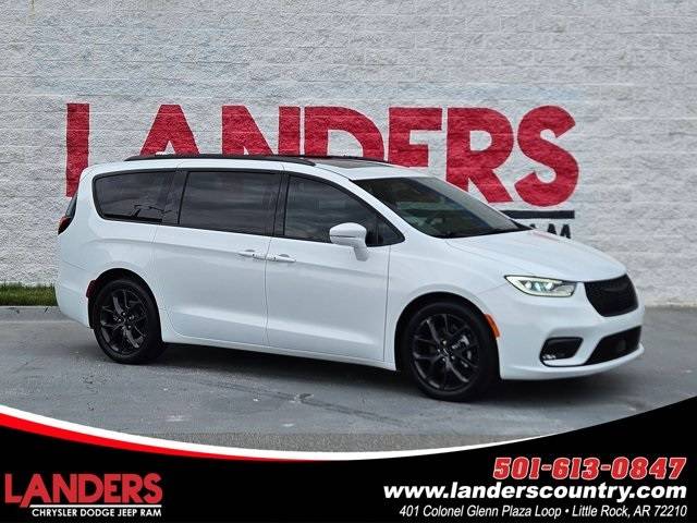 2021 Chrysler Pacifica Touring L — Minivan — 44,007 mi — Little Rock, AR