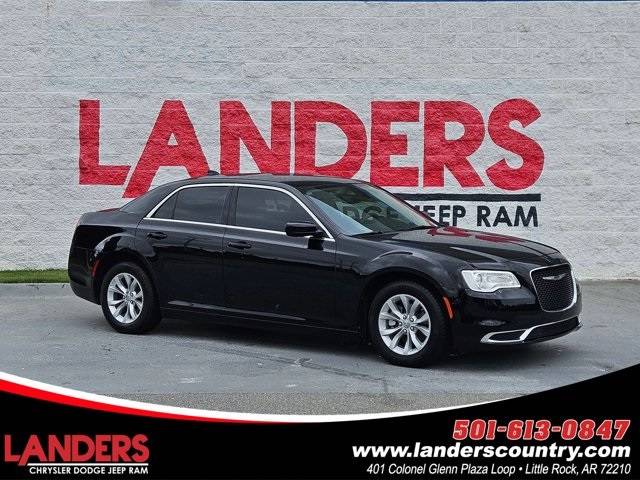 2023 Chrysler 300 Touring — Sedan — 16,750 mi — Little Rock, AR
