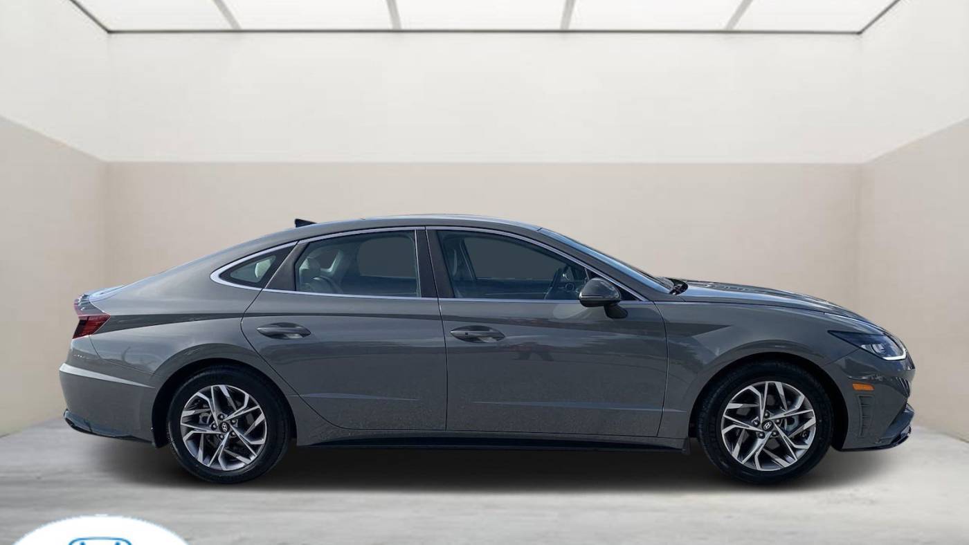 2022 Hyundai Sonata SEL — Sedan — 32,566 mi — Winter Haven, FL
