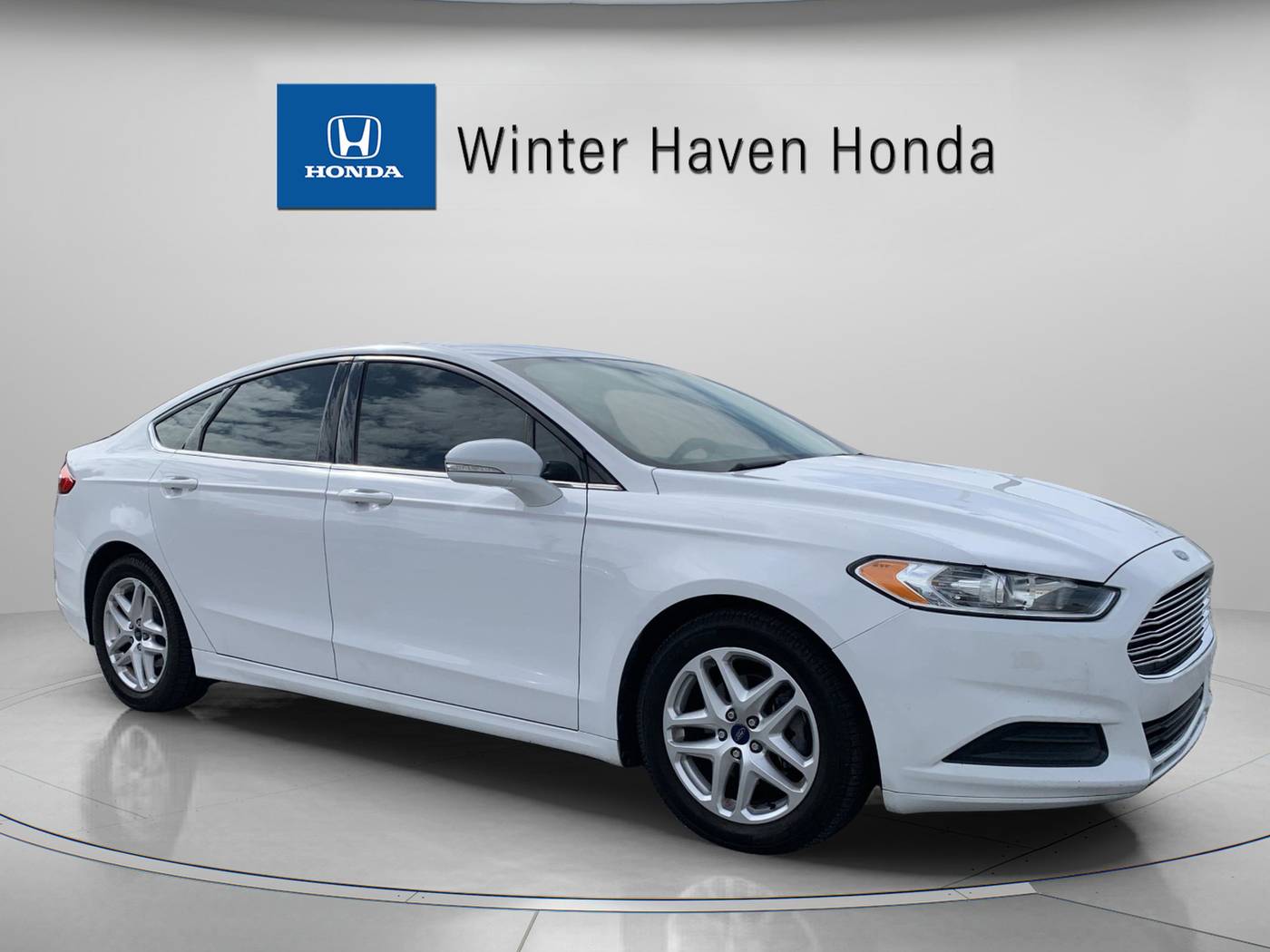 2015 Ford Fusion SE — Sedan — 106,781 mi — Winter Haven, FL