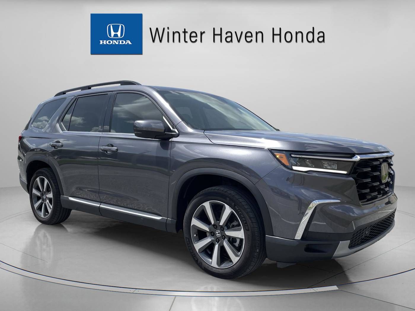 2023 Honda Pilot Touring — SUV — 31,400 mi — Winter Haven, FL