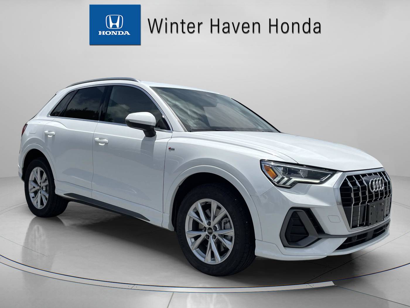 2024 Audi Q3 S line Premium — SUV — 33,804 mi — Winter Haven, FL