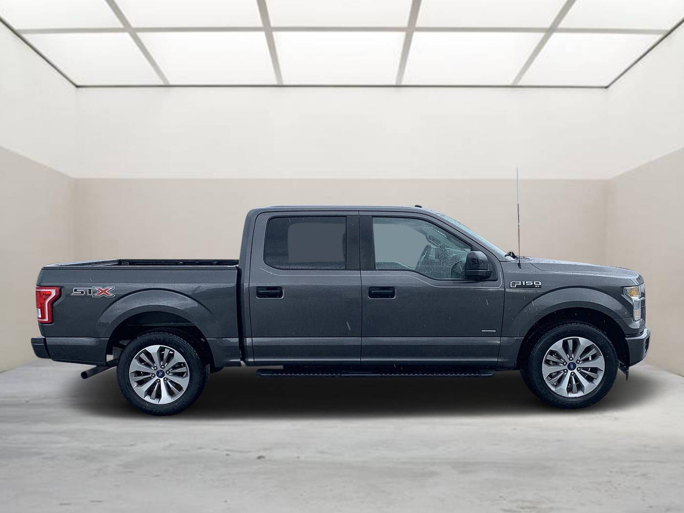 2017 Ford F-150 XL — Pickup Truck — 108,644 mi — Winter Haven, FL