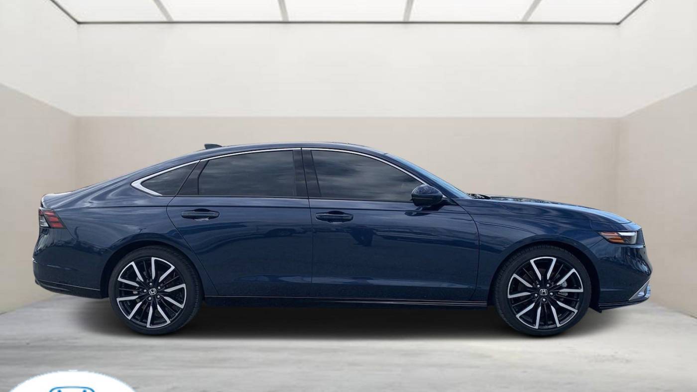 2024 Honda Accord Hybrid Touring — Sedan — 26,439 mi — Winter Haven, FL