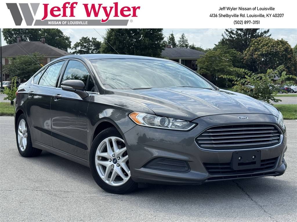 2015 Ford Fusion SE — Sedan — 137,952 mi — Louisville, KY