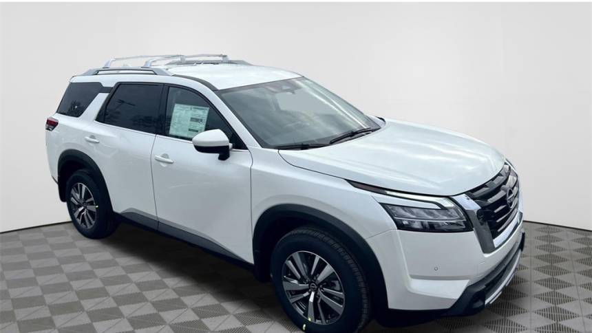2024 Nissan Pathfinder SL — SUV — 4,093 mi — Louisville, KY