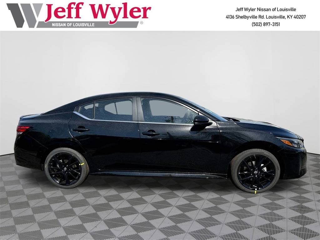 2025 Nissan Sentra SR — Sedan — 3,105 mi — Louisville, KY
