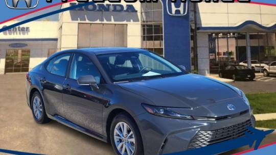 2025 Toyota Camry Hybrid LE — Sedan — 10,979 mi — Sumter, SC