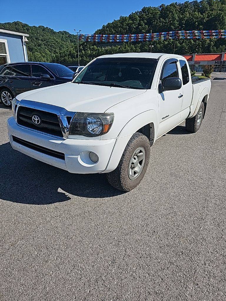 2008 Toyota Tacoma Base — Pickup Truck — 165,886 mi — Pikeville, KY
