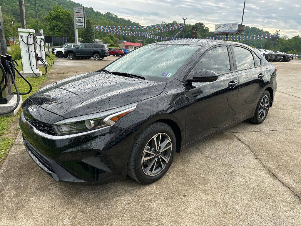 2023 Kia Forte LXS — Sedan — 29,990 mi — Pikeville, KY