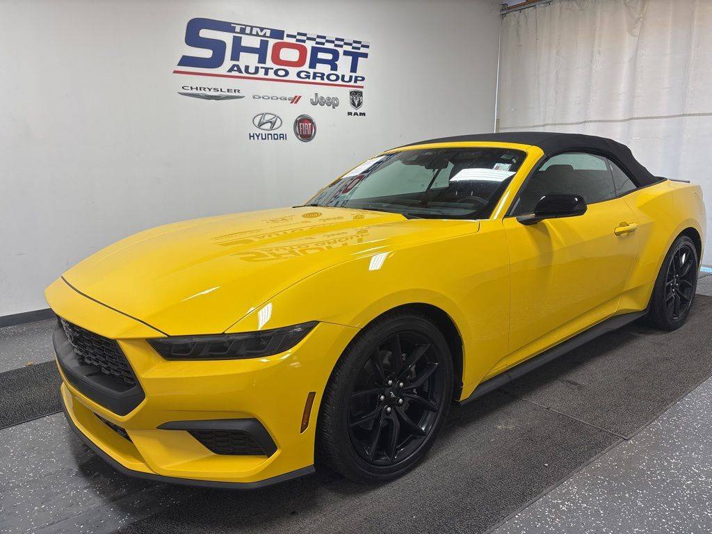 2024 Ford Mustang EcoBoost — Convertible — 17,499 mi — Pikeville, KY