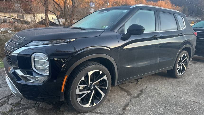 2024 Mitsubishi Outlander SEL — SUV — 1,200 mi — Pikeville, KY