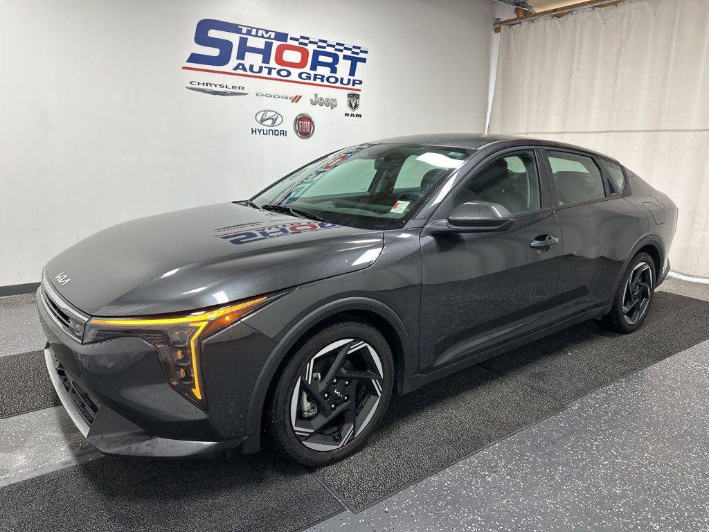 2025 Kia K4 EX — Sedan — 3,076 mi — Pikeville, KY
