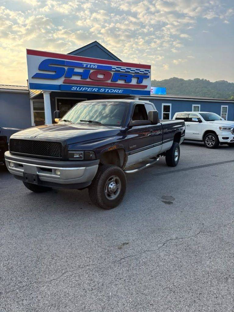 2001 Dodge Ram 2500 Base — Pickup Truck — 178,000 mi — Pikeville, KY