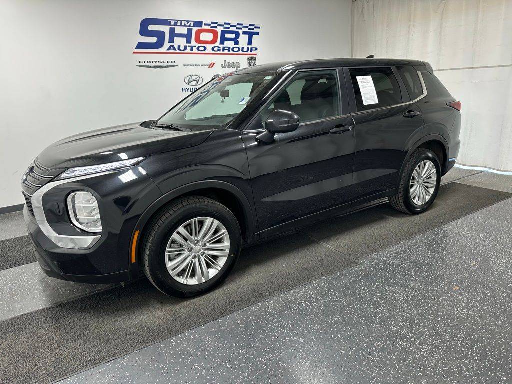 2024 Mitsubishi Outlander ES — SUV — 25,281 mi — Pikeville, KY