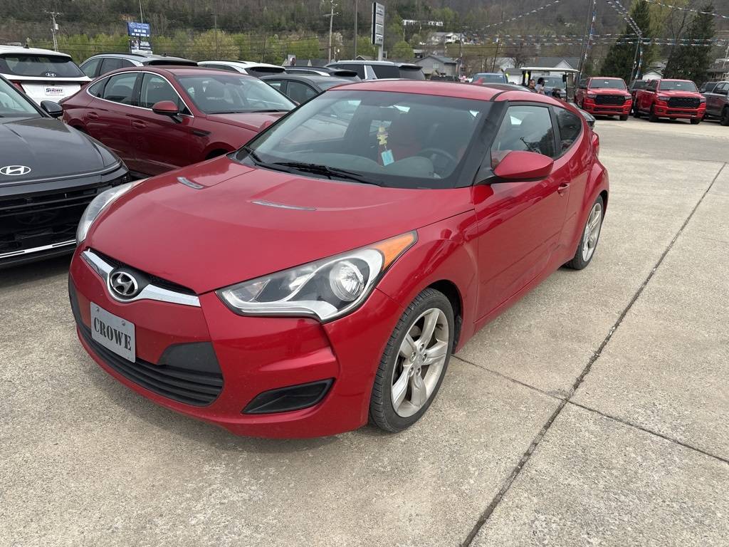 2015 Hyundai Veloster Base — Hatchback — 108,900 mi — Pikeville, KY