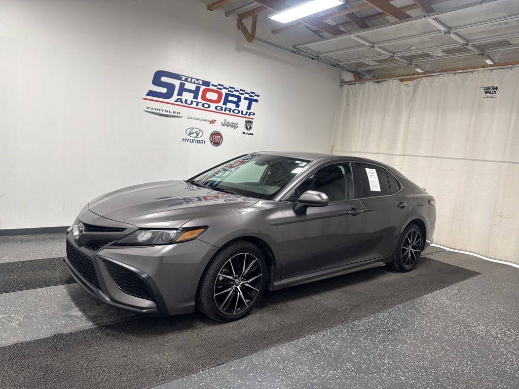2021 Toyota Camry SE — Sedan — 101,647 mi — Pikeville, KY