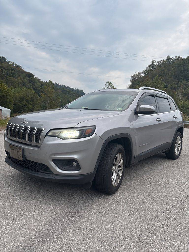 2019 Jeep Cherokee Latitude — SUV — 93,013 mi — Pikeville, KY