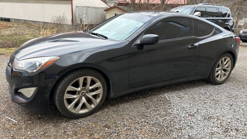 2014 Hyundai Genesis Coupe 2.0T Premium — Coupe — 102,856 mi — Pikeville, KY