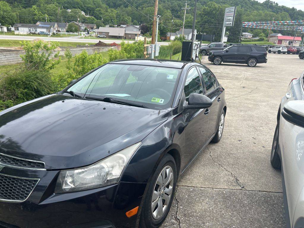 2014 Chevrolet Cruze LS — Sedan — 214,793 mi — Pikeville, KY