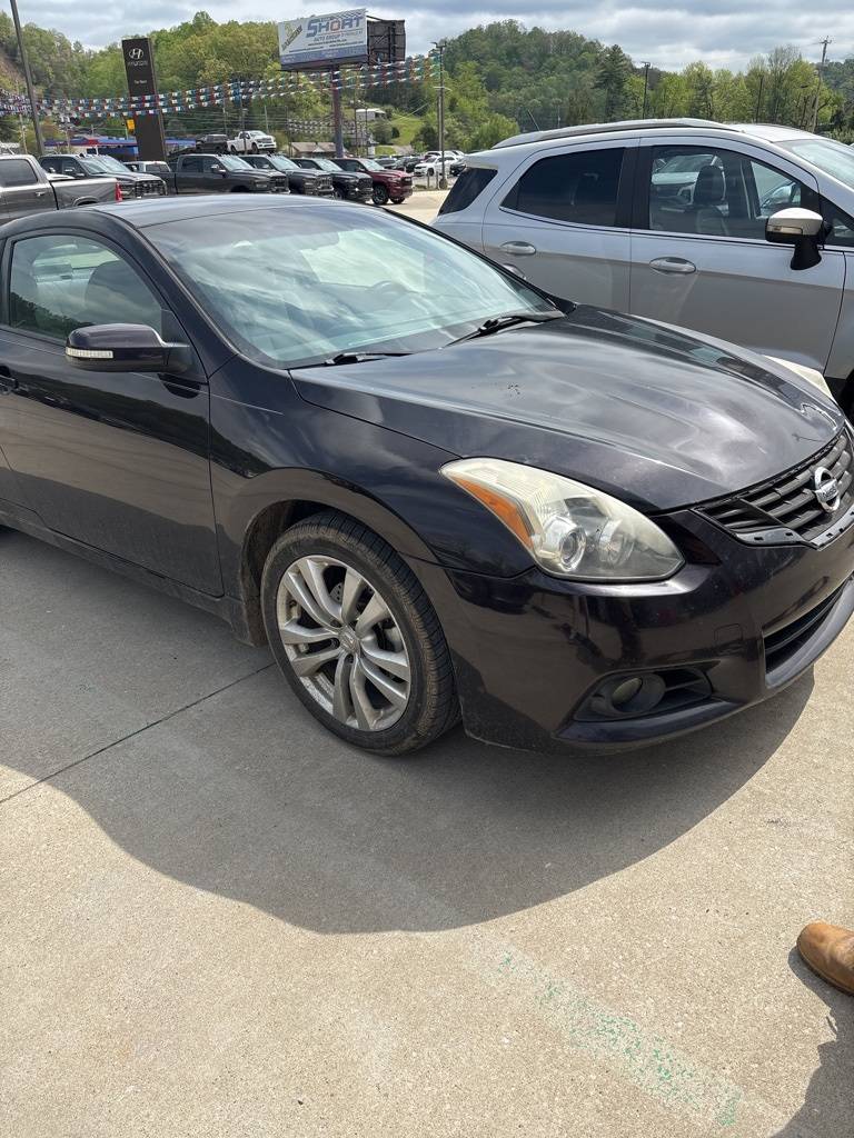 2010 Nissan Altima 3.5 SR — Coupe — 211,683 mi — Pikeville, KY