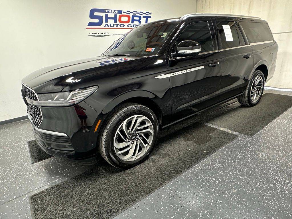 2025 Lincoln Navigator Reserve — SUV — 3,406 mi — Pikeville, KY